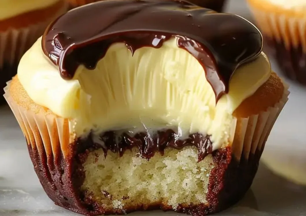 Boston Cream Pie Cupcakes Recipe with Cake Mix
