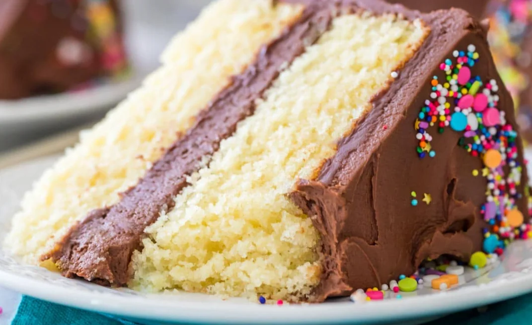 White Cake with Chocolate Frosting Recipe